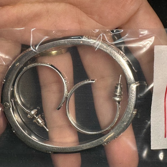 Jewelry Brighton bracelet and hoop earrings - Picture 2 of 6